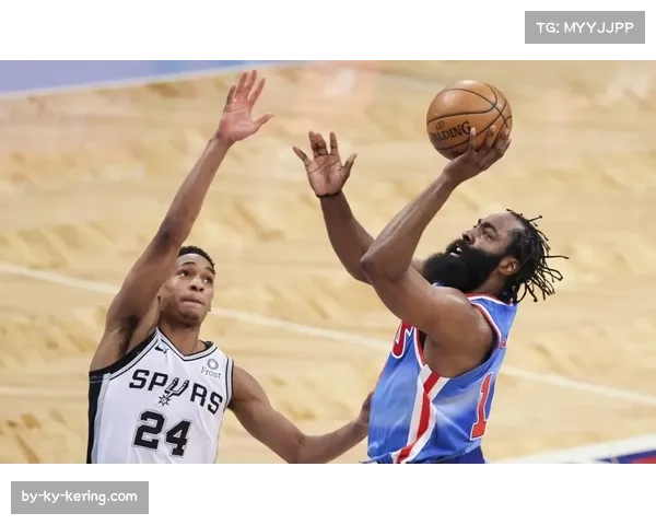 球员交易市场动态引发关注,多队酝酿阵容调整 球员交易市场动态引发关注,多队酝酿阵容调整