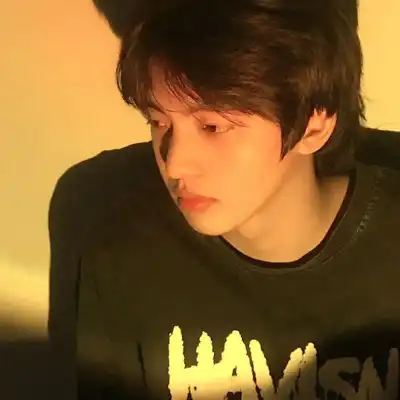 梁霏哲